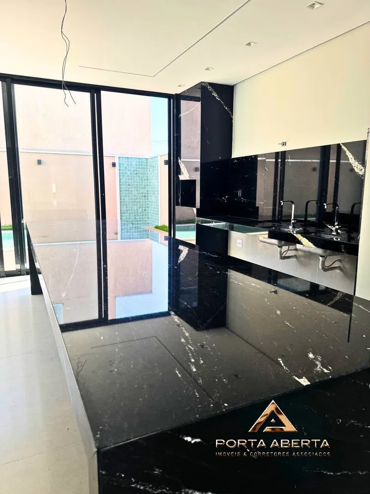 Casa, 3 quartos, 266 m² - Foto 6