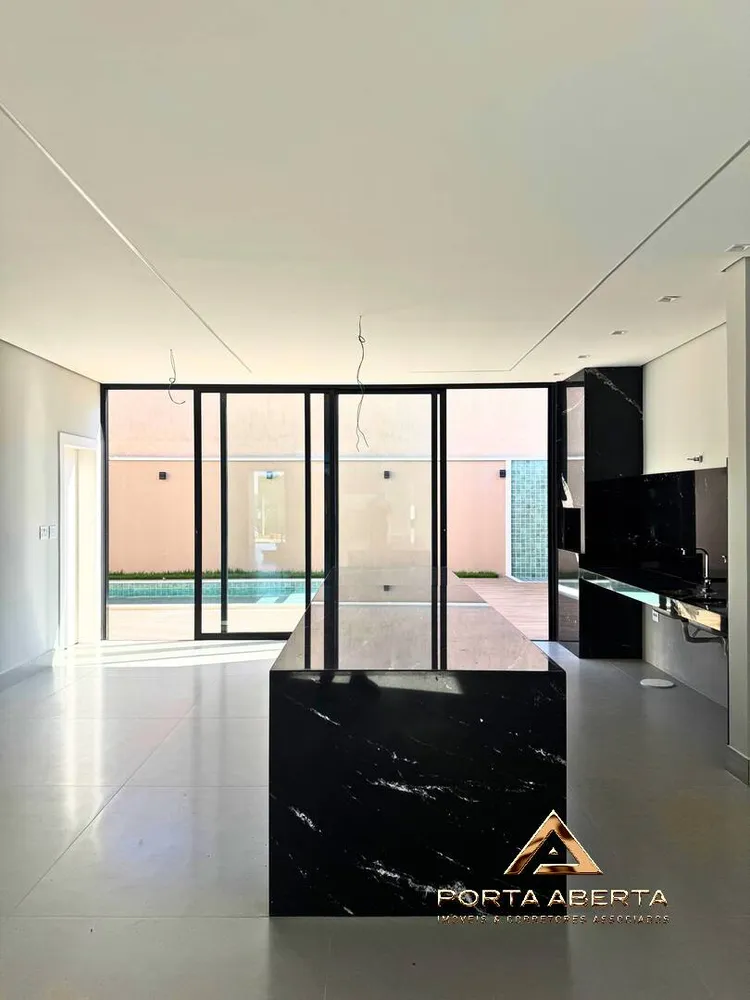 Casa, 3 quartos, 266 m² - Foto 5