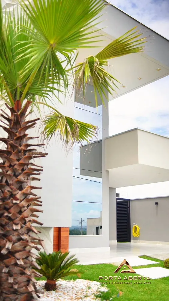 Casa, 3 quartos, 266 m² - Foto 1