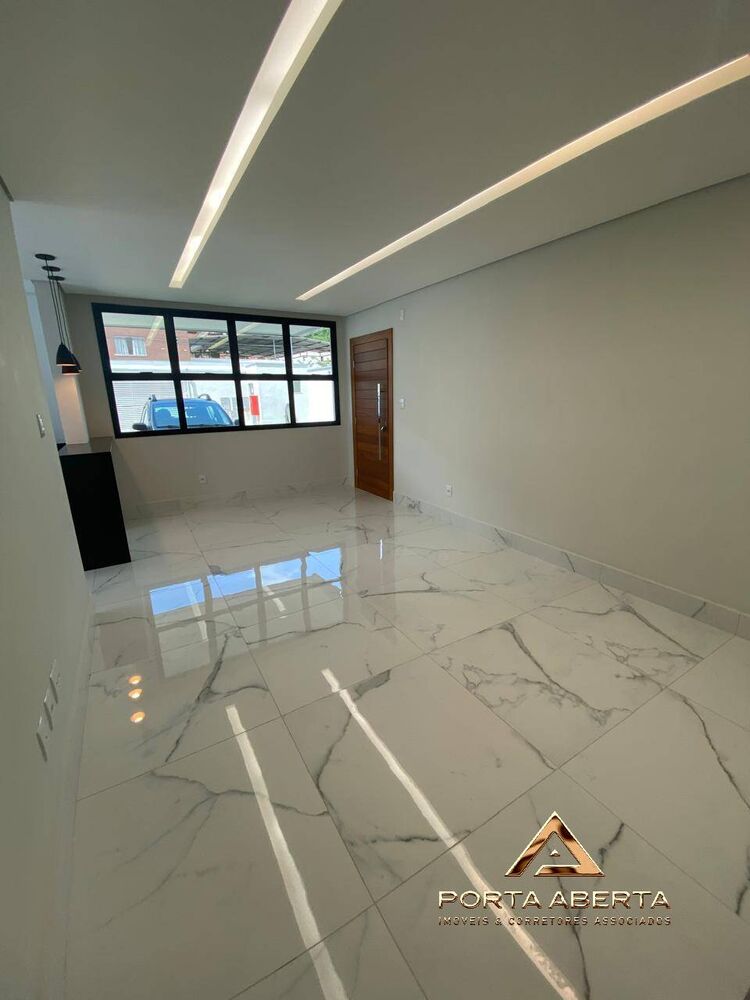Apartamento à venda com 3 quartos, 120m² - Foto 1