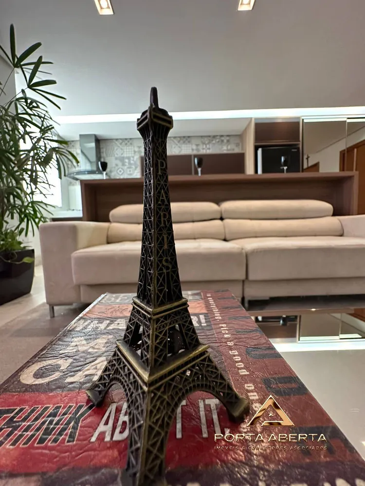 Apartamento, 3 quartos, 215 m² - Foto 2