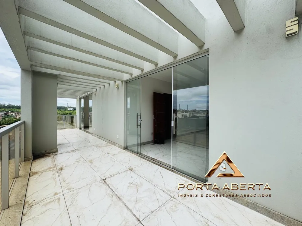 Cobertura, 3 quartos, 190 m² - Foto 1