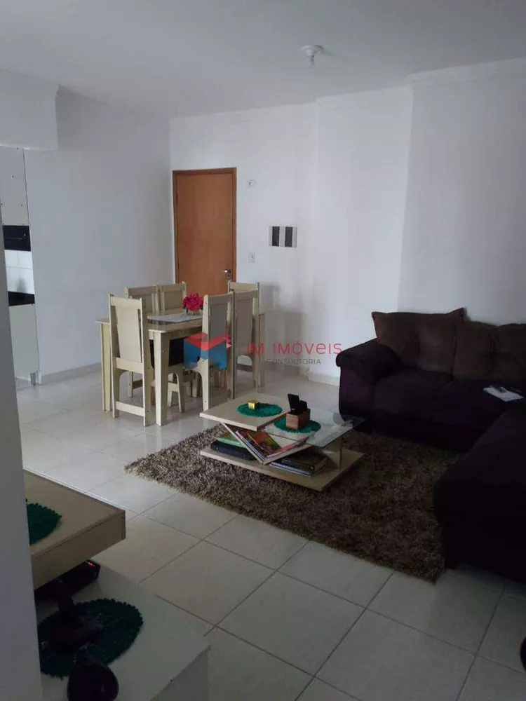 Apartamento à venda com 2 quartos, 82m² - Foto 9