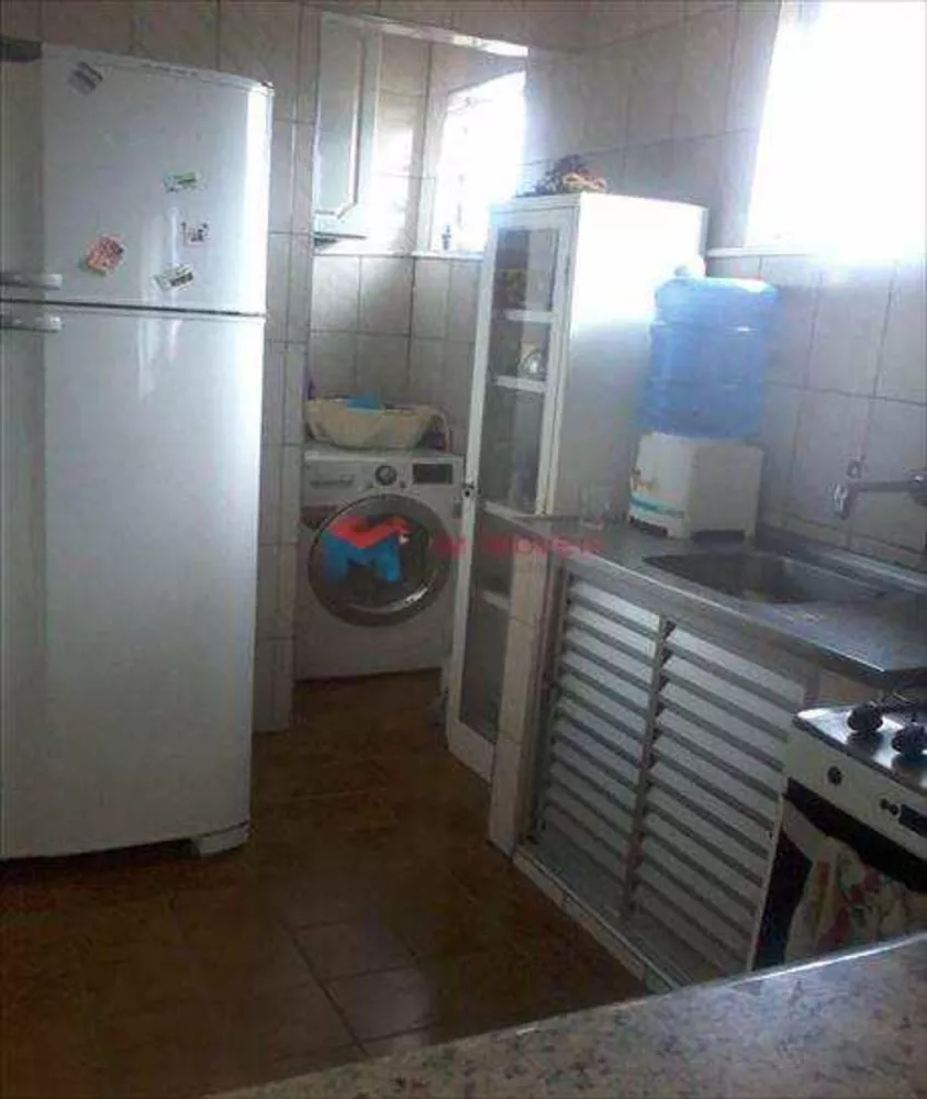 Apartamento à venda com 1 quarto, 45m² - Foto 1