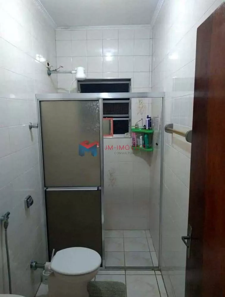 Apartamento à venda com 2 quartos, 70m² - Foto 3