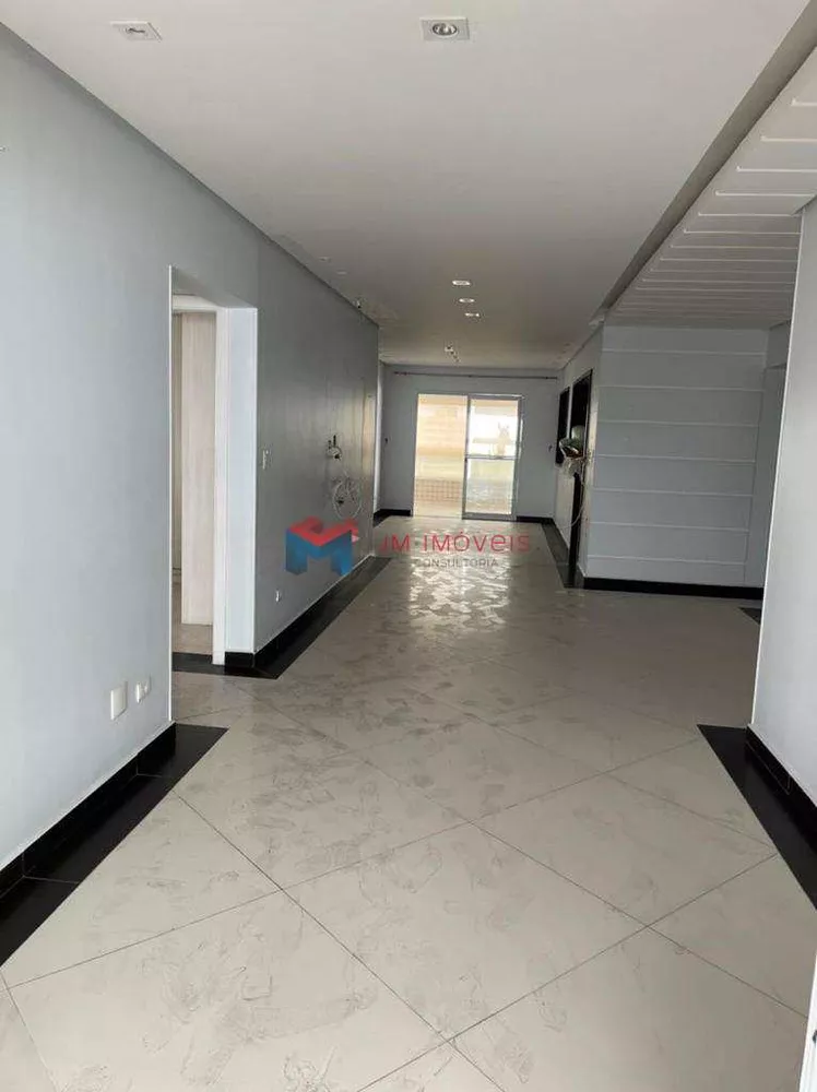 Apartamento à venda com 3 quartos, 180m² - Foto 5