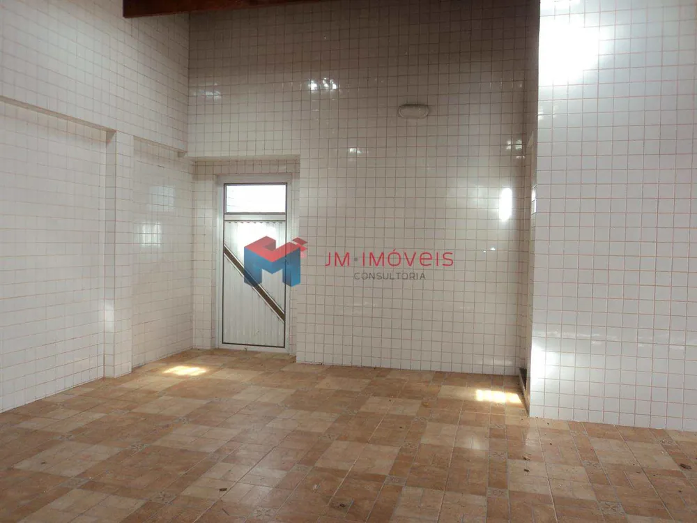 Casa, 5 quartos, 213 m² - Foto 4