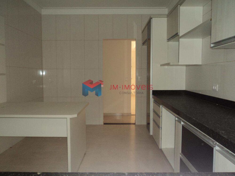 Casa, 5 quartos, 213 m² - Foto 4