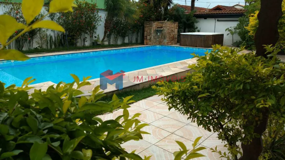 Casa, 5 quartos, 250 m² - Foto 16