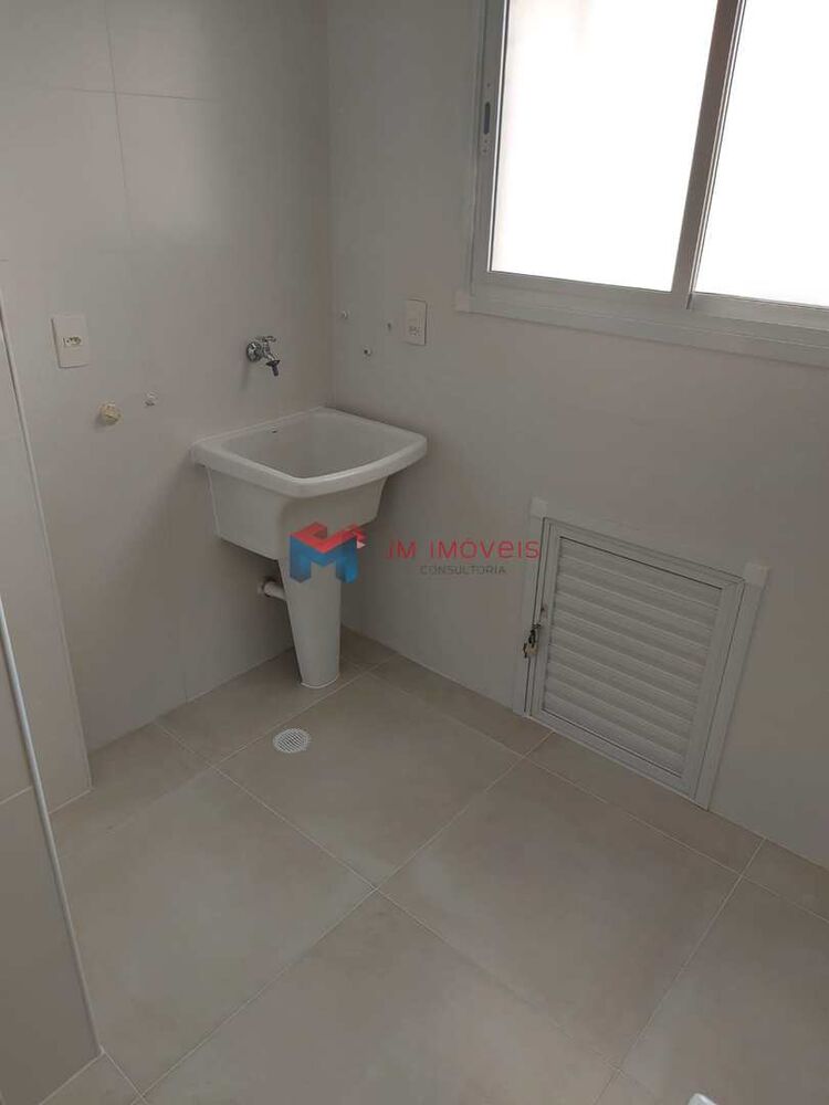Apartamento, 3 quartos, 125 m² - Foto 2