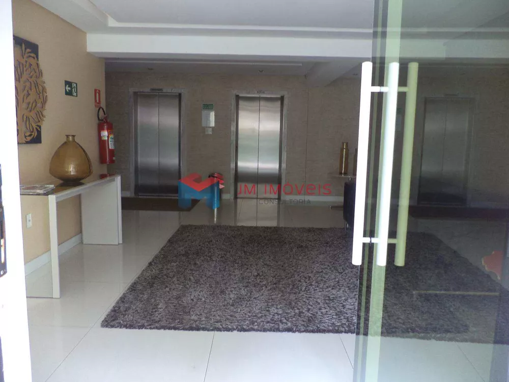 Apartamento à venda com 3 quartos, 101m² - Foto 3