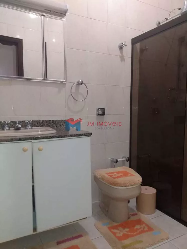 Casa à venda com 3 quartos, 300m² - Foto 10