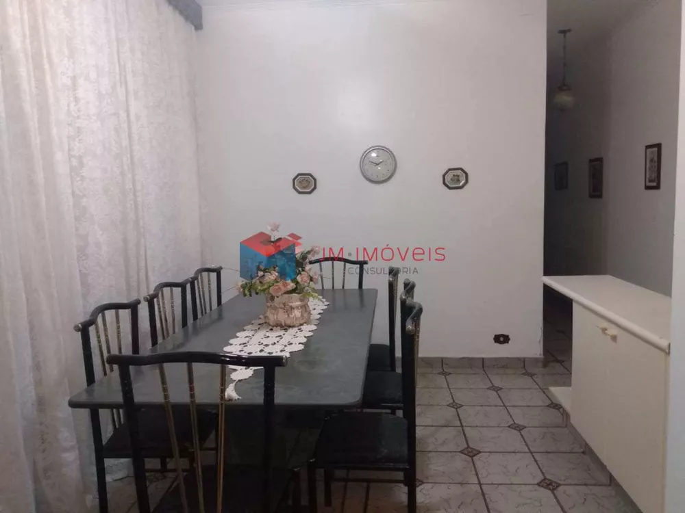 Casa à venda com 3 quartos, 300m² - Foto 7