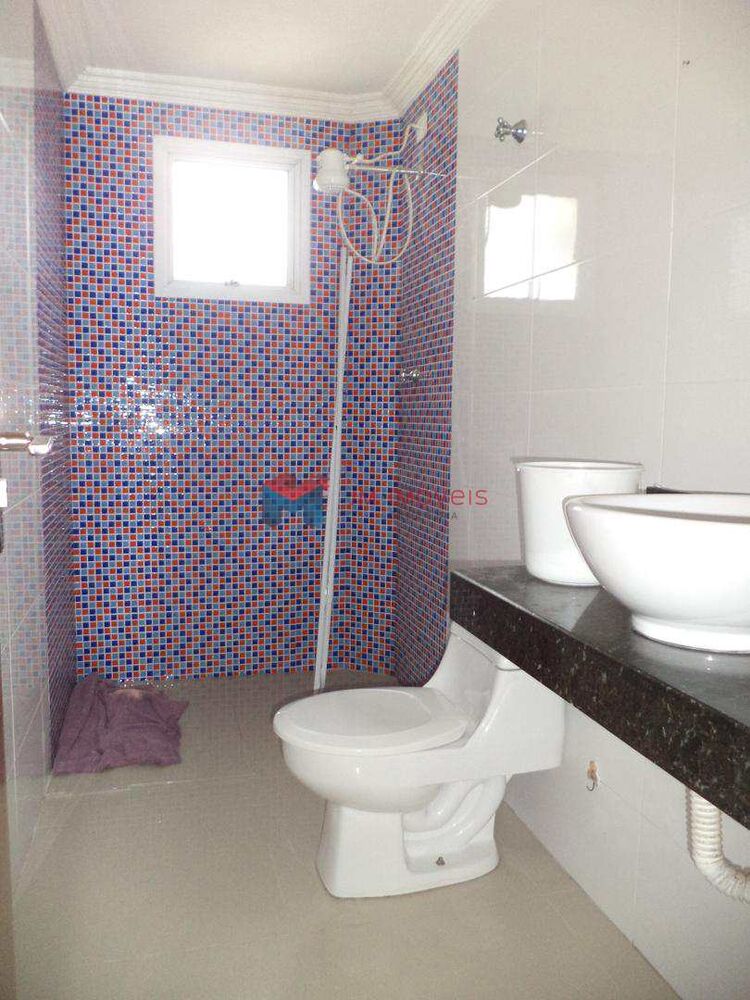 Sobrado, 4 quartos, 219 m² - Foto 1