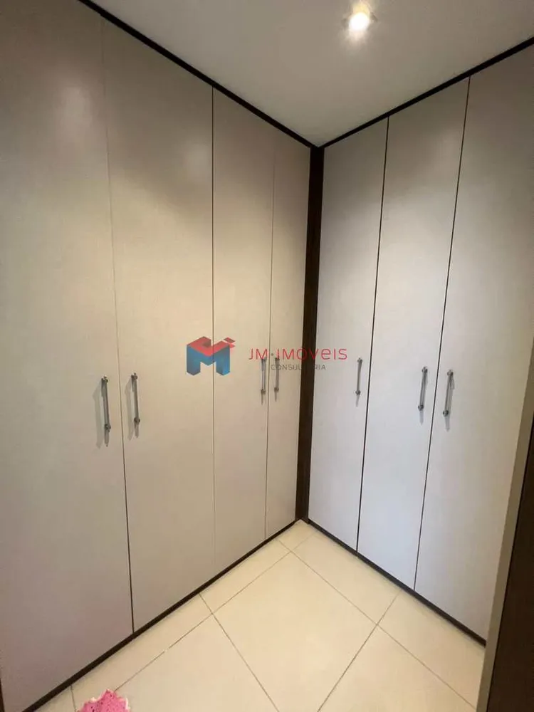 Apartamento, 4 quartos, 205 m² - Foto 10