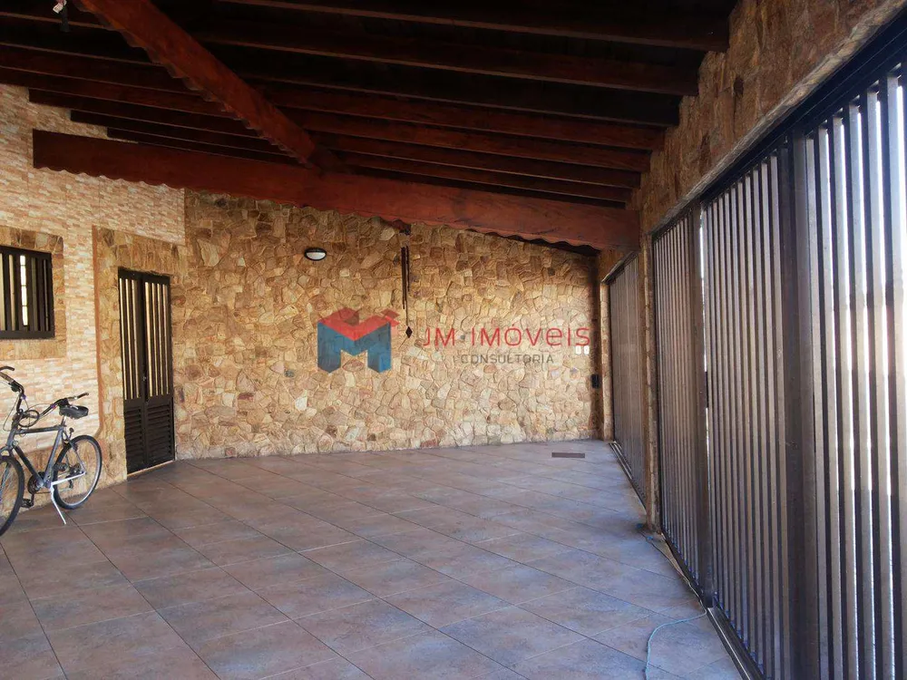 Casa, 4 quartos, 240 m² - Foto 16