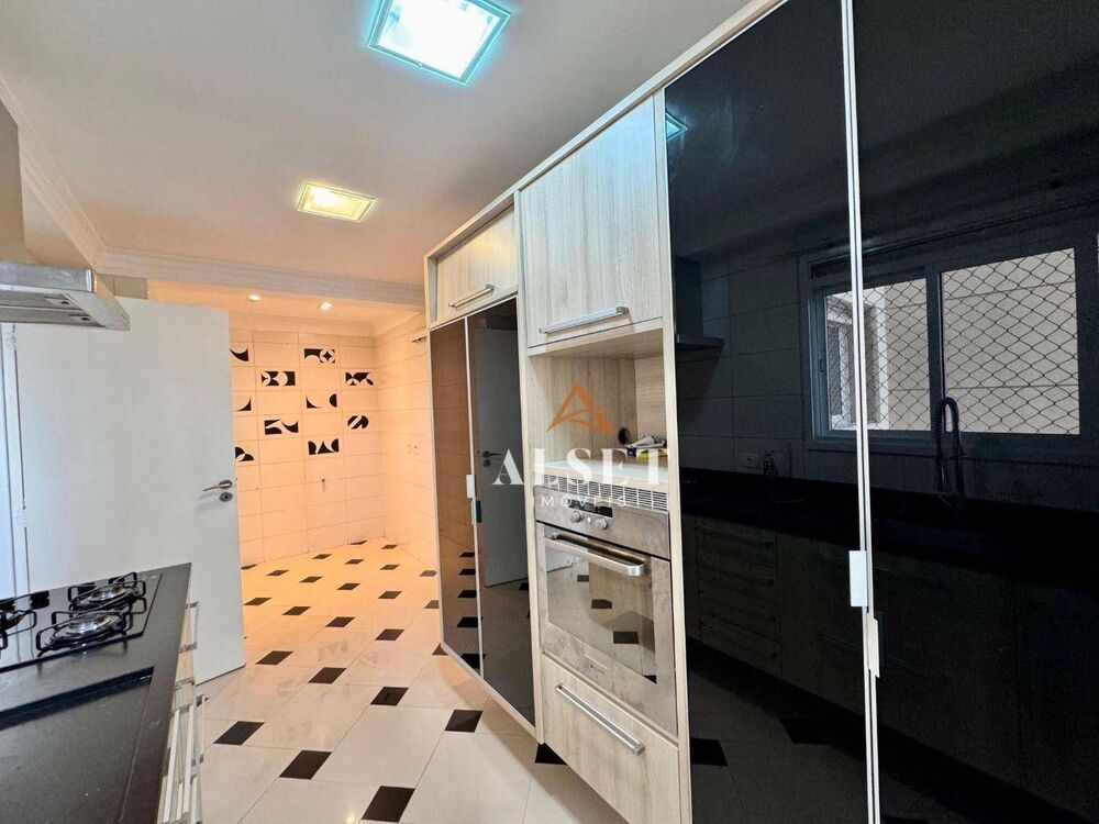 Apartamento à venda com 3 quartos, 126m² - Foto 3