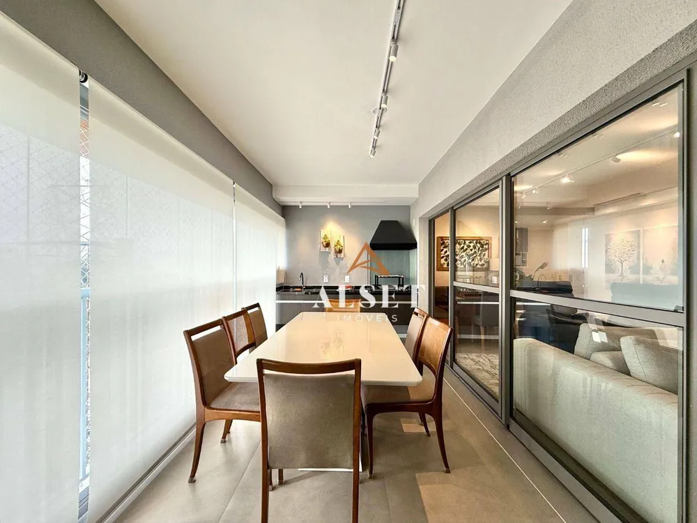 Apartamento, 3 quartos, 139 m² - Foto 2