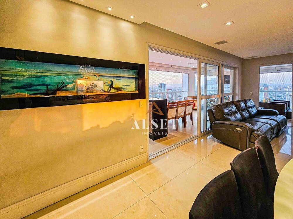 Apartamento à venda com 3 quartos, 154m² - Foto 8