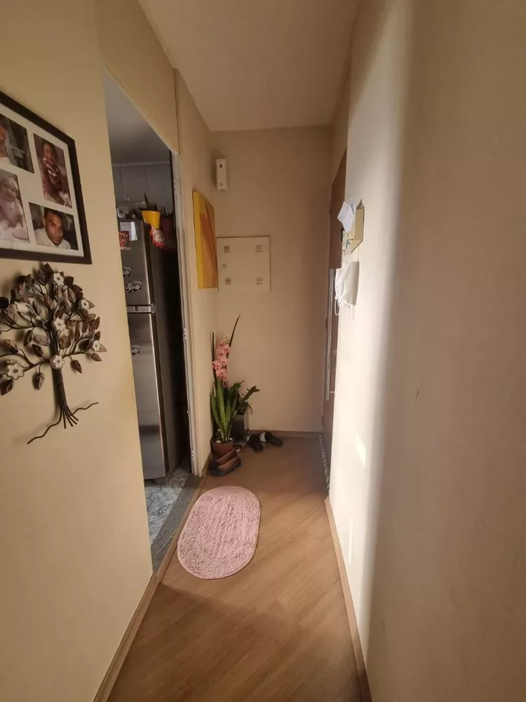 Apartamento à venda com 2 quartos, 52m² - Foto 2