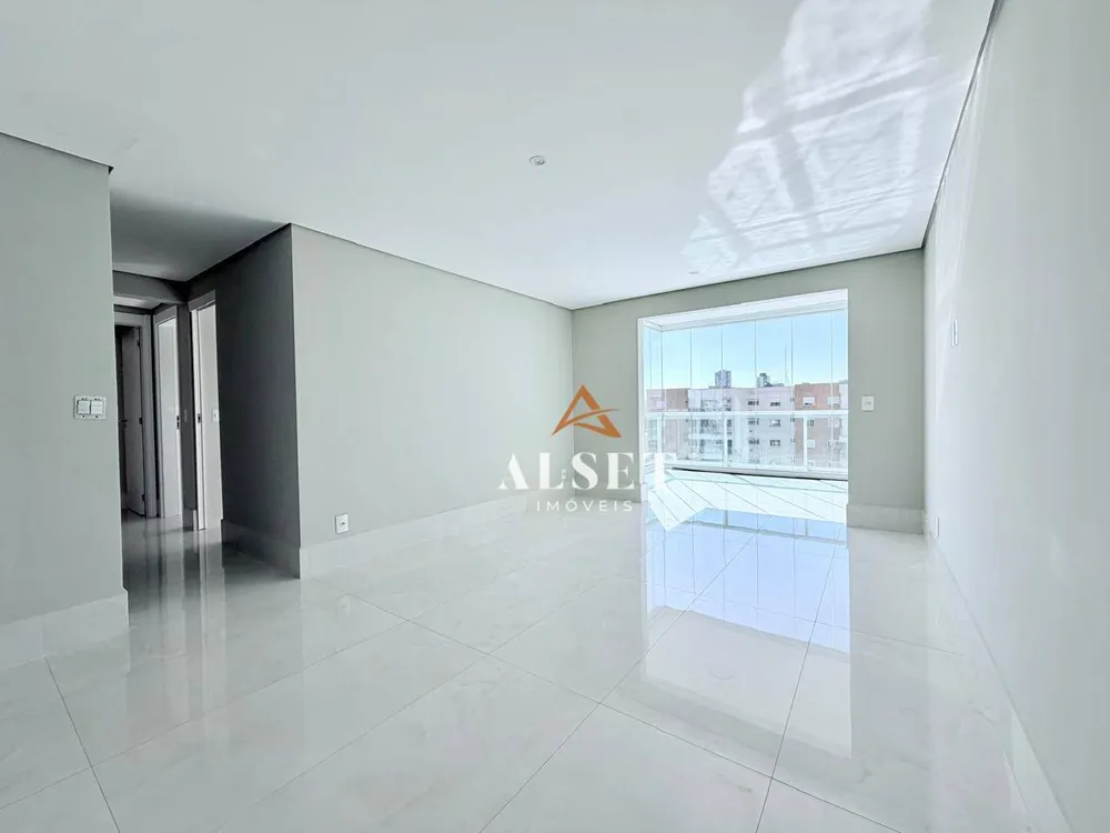 Apartamento, 3 quartos, 112 m² - Foto 2