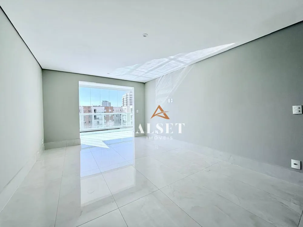 Apartamento, 3 quartos, 112 m² - Foto 2