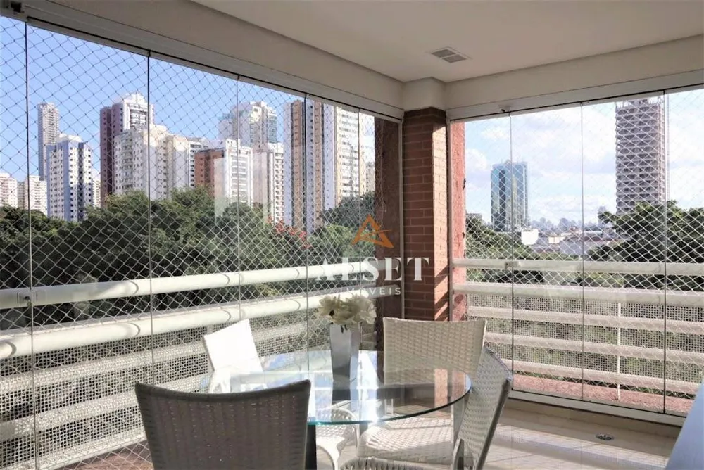 Apartamento, 3 quartos, 146 m² - Foto 1