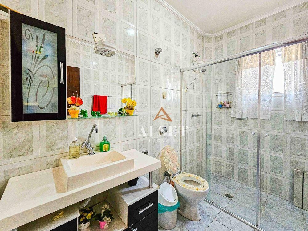 Sobrado à venda com 3 quartos, 220m² - Foto 11