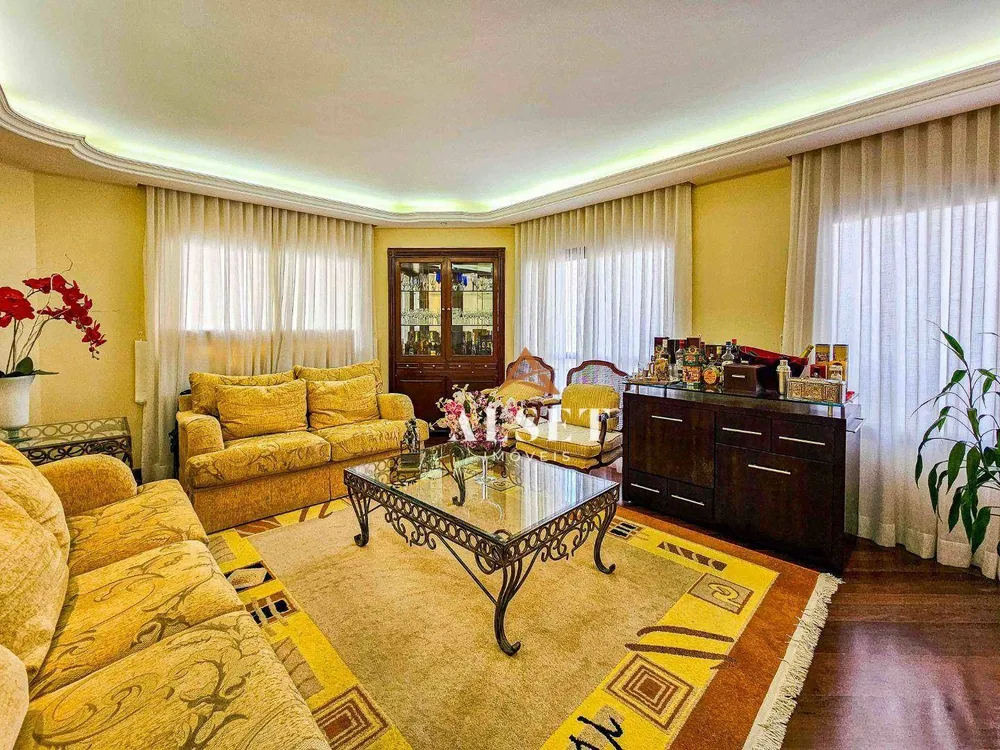 Apartamento, 4 quartos, 188 m² - Foto 1
