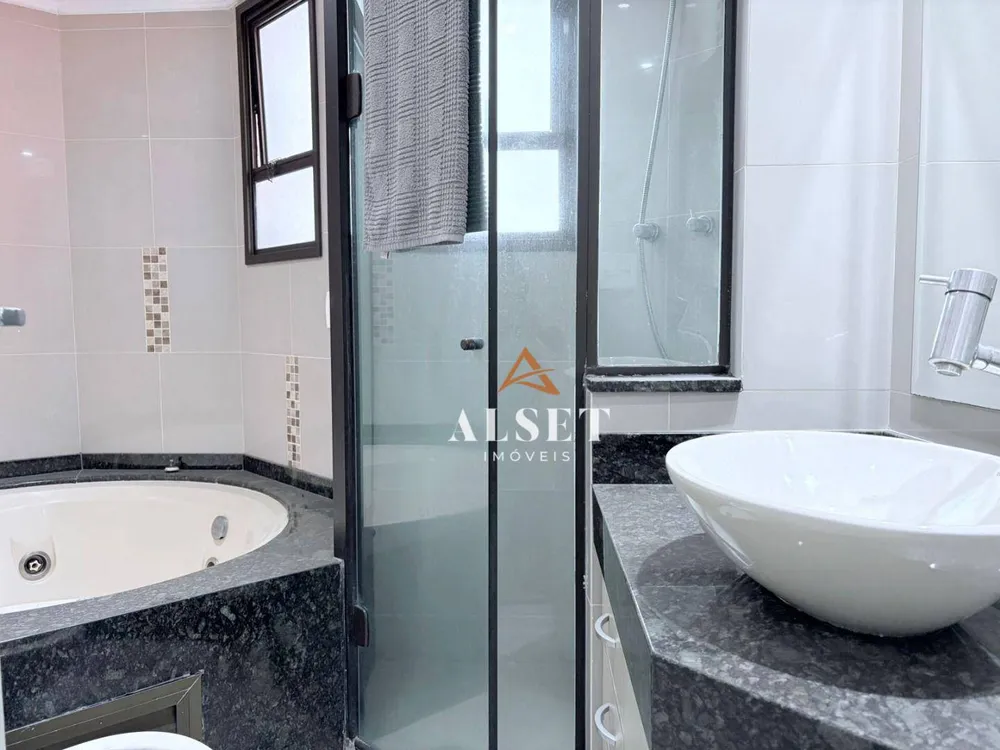 Apartamento, 3 quartos, 160 m² - Foto 1