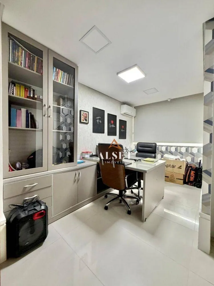 Apartamento, 3 quartos, 224 m² - Foto 8