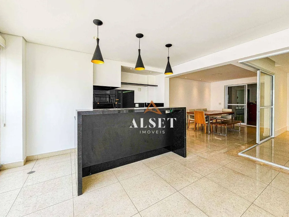 Apartamento, 3 quartos, 202 m² - Foto 2