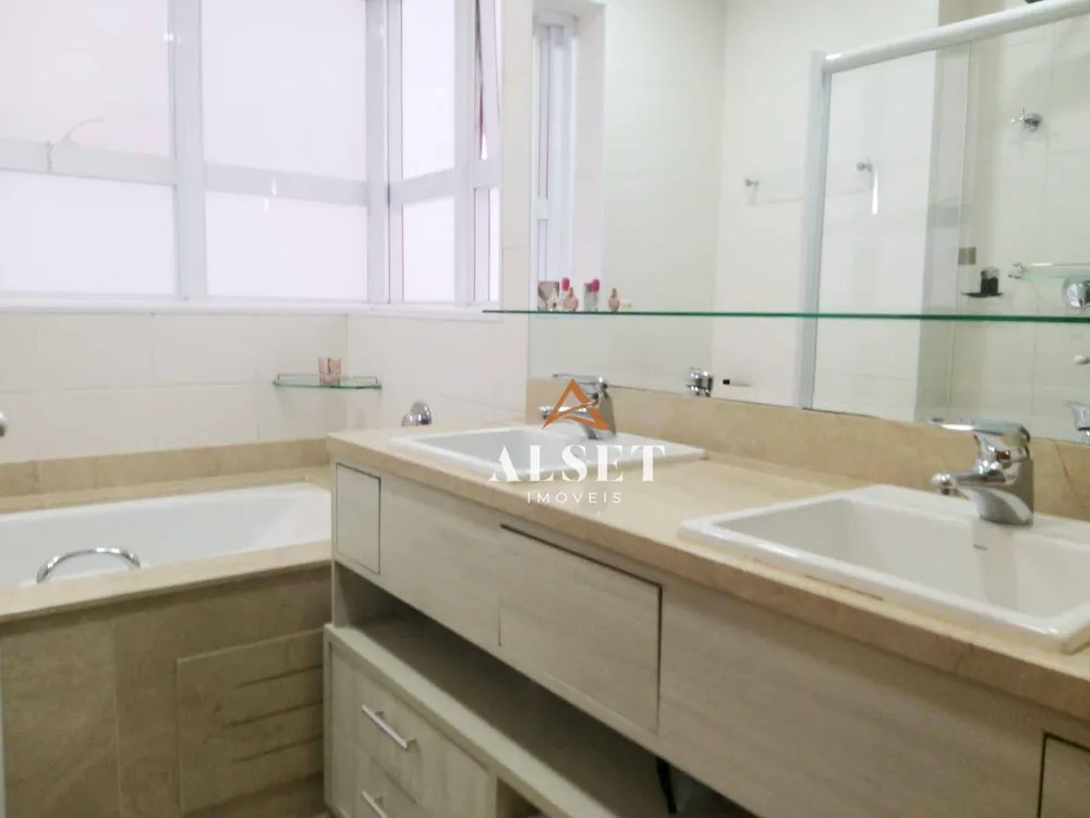 Apartamento, 3 quartos, 202 m² - Foto 11