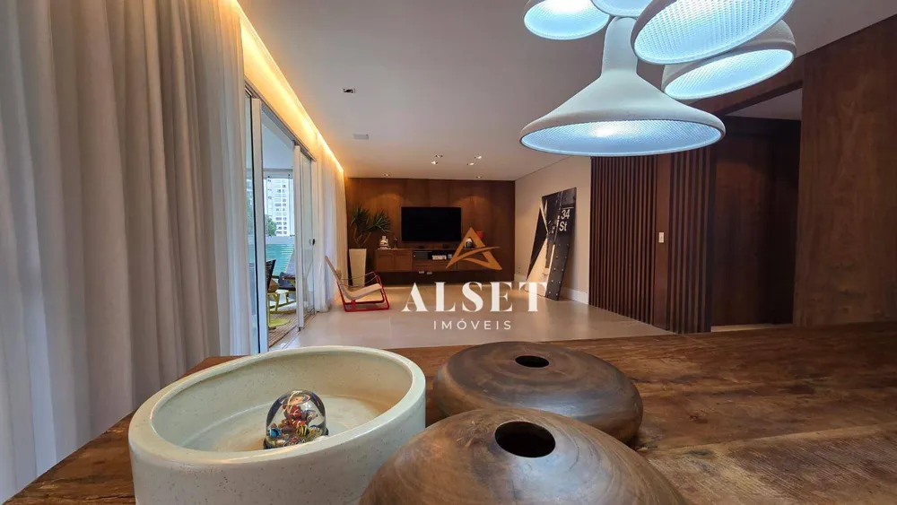 Apartamento, 3 quartos, 225 m² - Foto 2