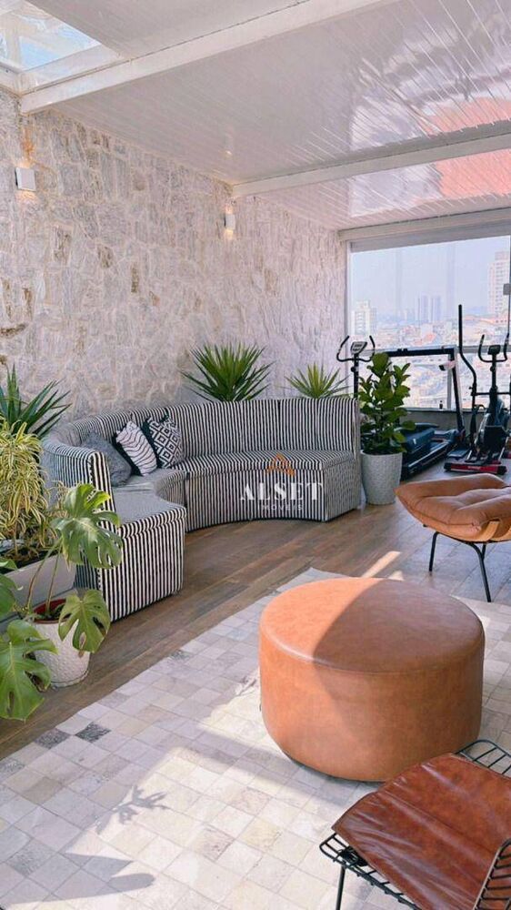 Sobrado, 3 quartos, 240 m² - Foto 2