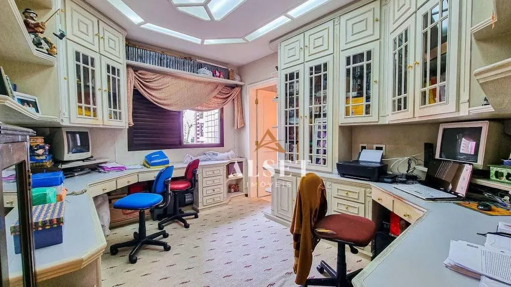 Apartamento, 4 quartos, 226 m² - Foto 2