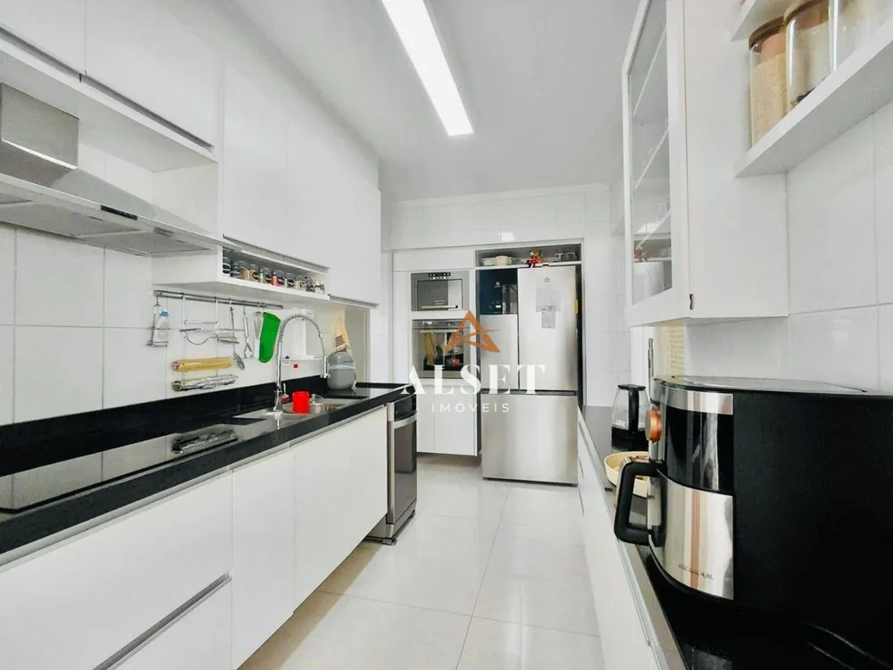 Apartamento, 4 quartos, 132 m² - Foto 1
