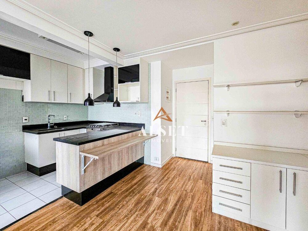 Apartamento à venda com 2 quartos, 65m² - Foto 3