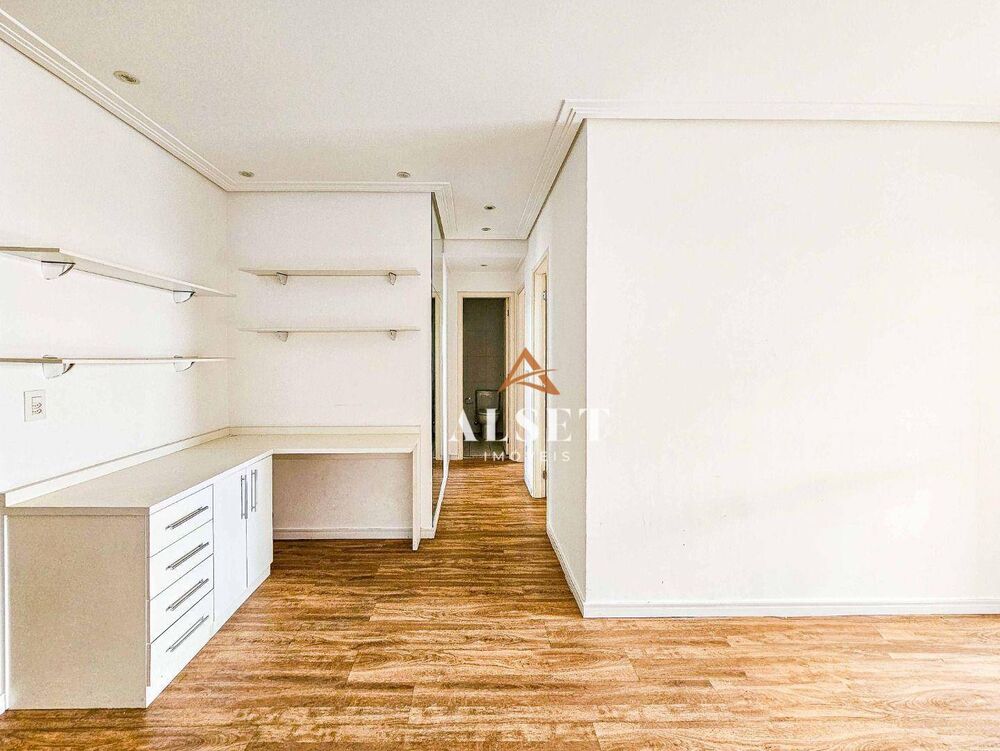 Apartamento à venda com 2 quartos, 65m² - Foto 2