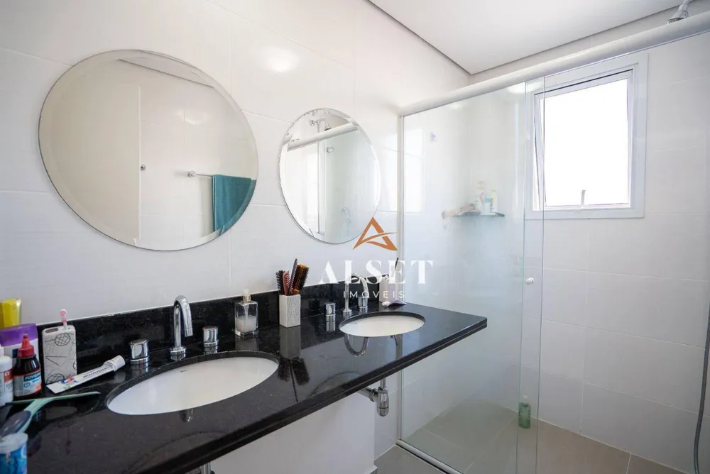Apartamento, 3 quartos, 148 m² - Foto 1
