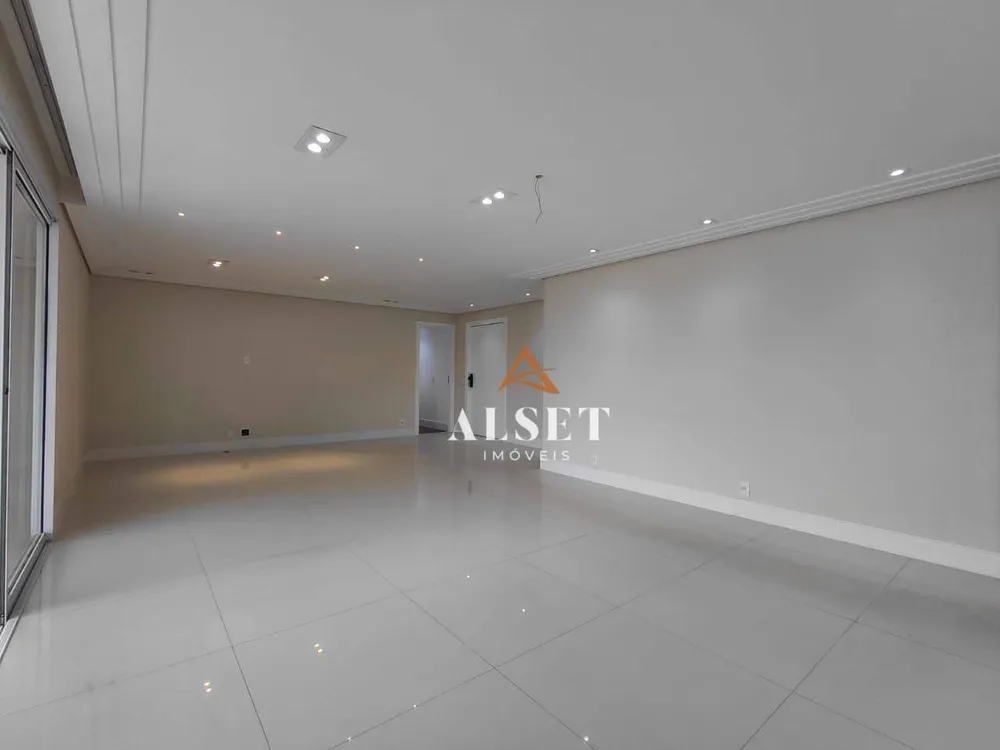 Apartamento, 4 quartos, 224 m² - Foto 1