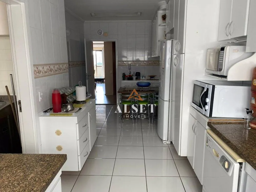 Apartamento, 3 quartos, 178 m² - Foto 8