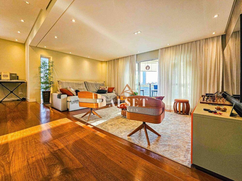 Apartamento, 3 quartos, 147 m² - Foto 1