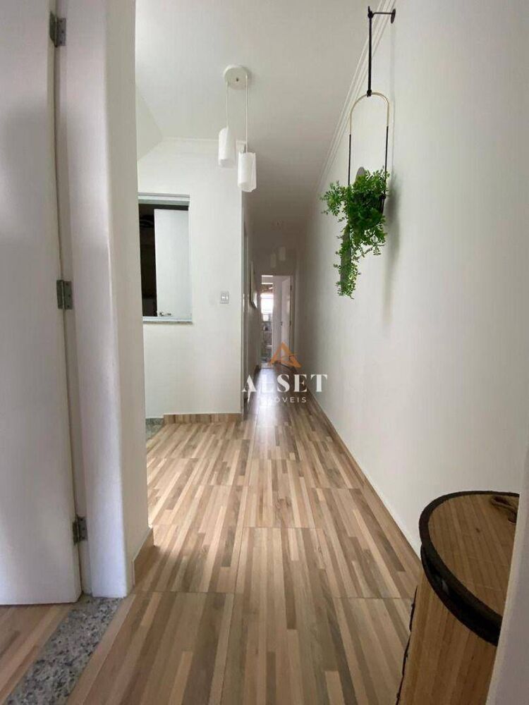 Sobrado à venda com 4 quartos, 200m² - Foto 7