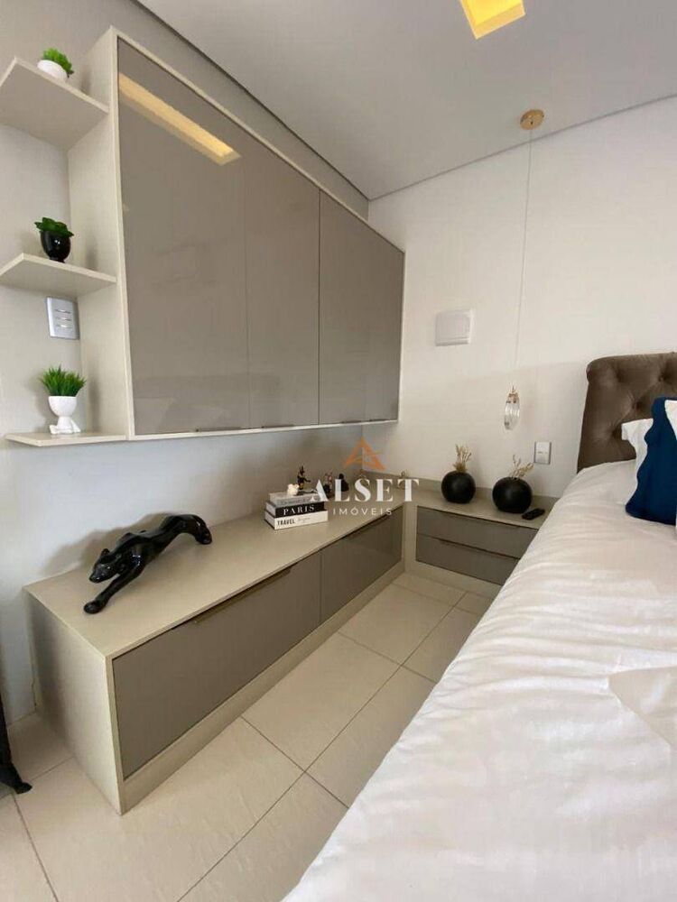 Sobrado à venda com 4 quartos, 200m² - Foto 13