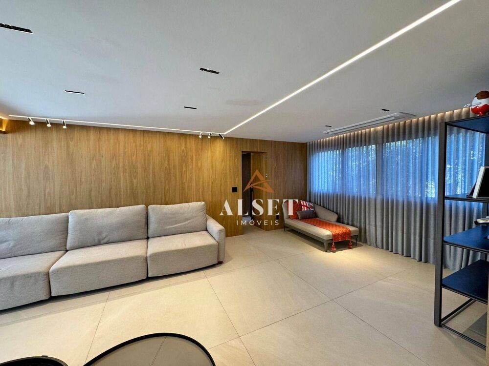 Apartamento, 3 quartos, 208 m² - Foto 1
