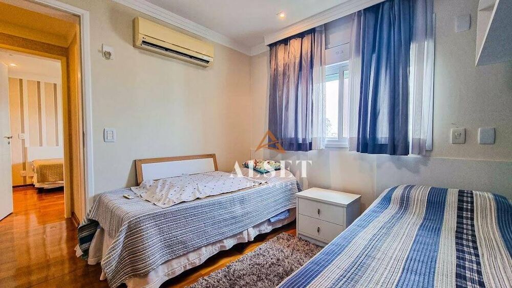 Apartamento à venda com 4 quartos, 225m² - Foto 12