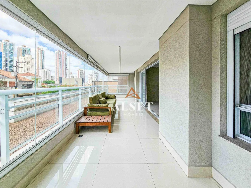 Apartamento, 3 quartos, 240 m² - Foto 1