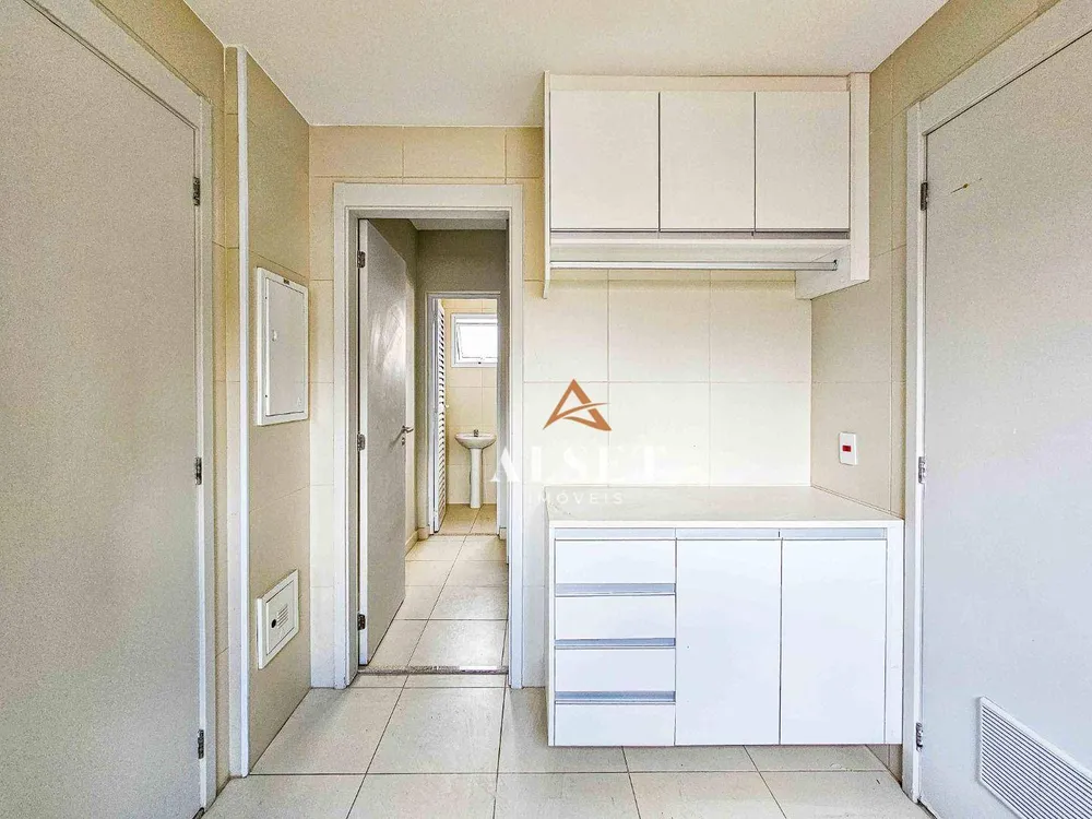 Apartamento, 3 quartos, 240 m² - Foto 2
