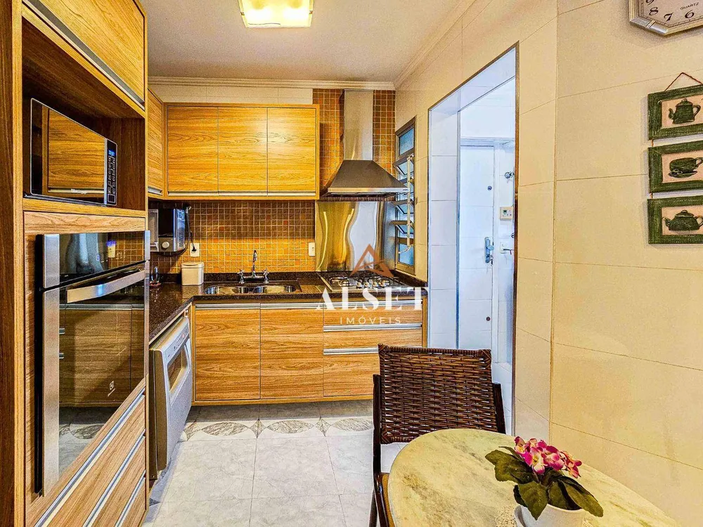 Apartamento, 4 quartos, 204 m² - Foto 3